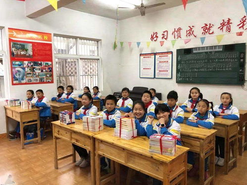 青春跨越山海，智慧點亮希望——記上海援疆教育咨詢服務團隊榮獲全國脫貧攻堅先進集體